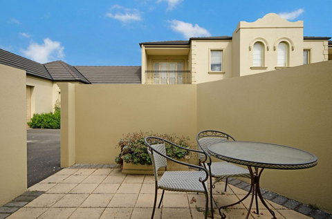 Sea Shells On Banyan Apartment - Accommodation Fremantle 8