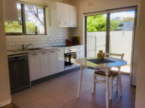 Avilla By The Bay - Accommodation Fremantle 16
