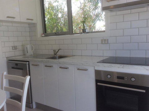 Avilla By The Bay - Accommodation Fremantle 11