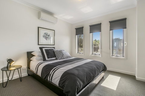 Marina Beach - Accommodation Fremantle 0