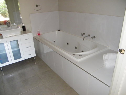 De\'Vine Escape - Accommodation Fremantle 5
