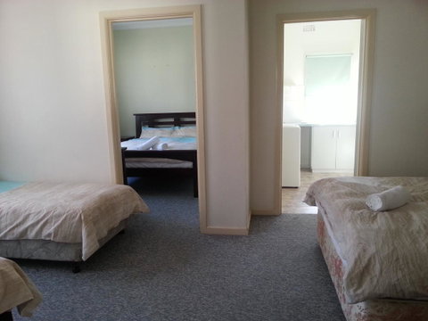Beachcomber Holiday Units - Accommodation Fremantle 35