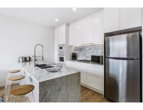 Boutique Apartment In Quiet, Sought-after Suburb - Accommodation Fremantle 9