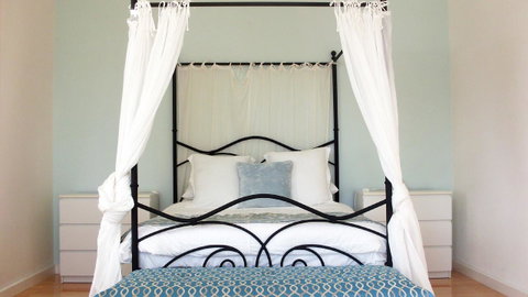 Tintagel - Accommodation Fremantle 2