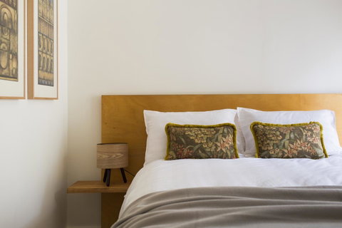 Botanica Editions - Accommodation Fremantle 11