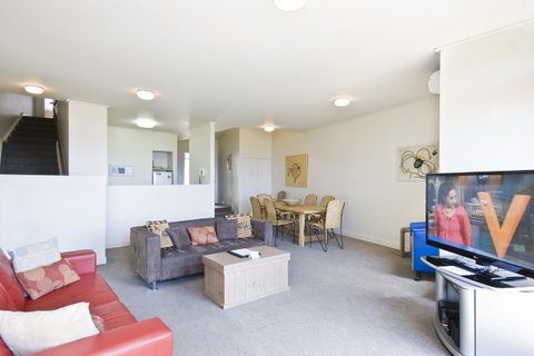 Lornebeach Apartments - Accommodation Fremantle 5