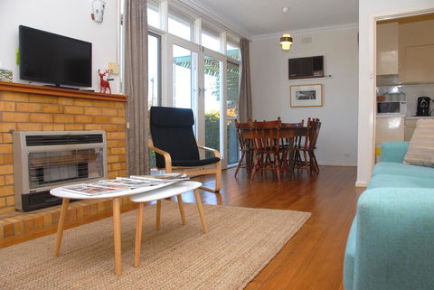 Green Grove - Accommodation Fremantle 7