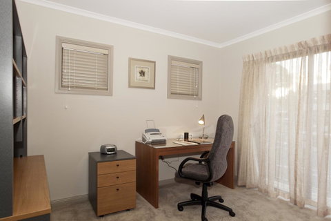 Ringwood Royale - Accommodation Fremantle 1