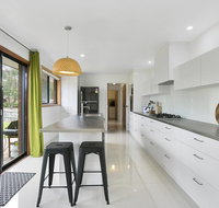 Fairhills - NEW LISTING beautifully styled - Accommodation Fremantle