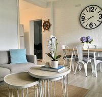The Wheelhouse - 2BR Waterfront Apt in town - Accommodation Fremantle