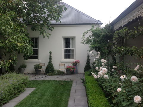 Camellia Cottage - Accommodation Fremantle 1