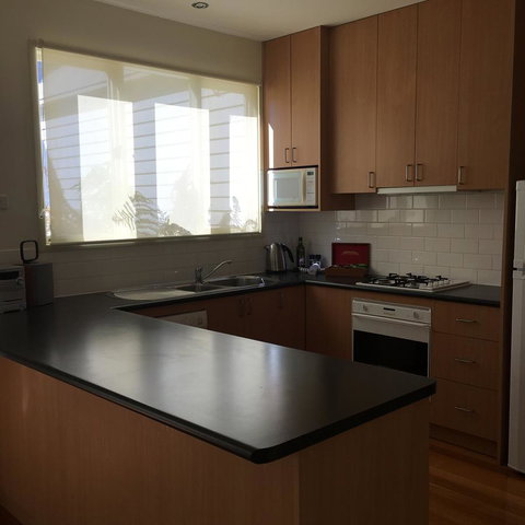 Lakeside Conti Villas - Accommodation Fremantle 5