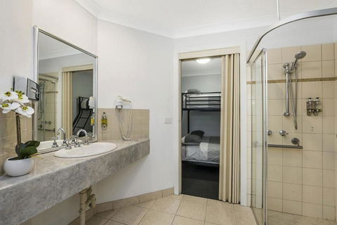 Apartments 521 - Accommodation Fremantle 10