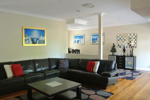 The Beach Townhouse - Accommodation Fremantle 3