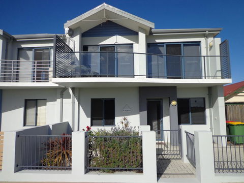 The Beach Villa Bunbury - Accommodation Fremantle 0