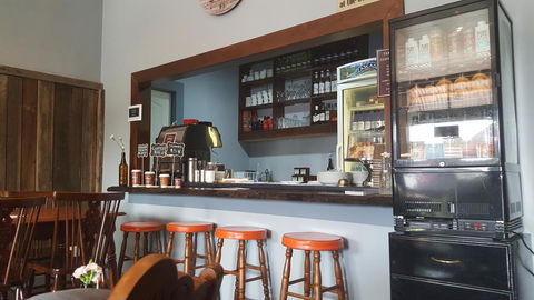The Bears Went Over The Mountain - Accommodation Fremantle 3