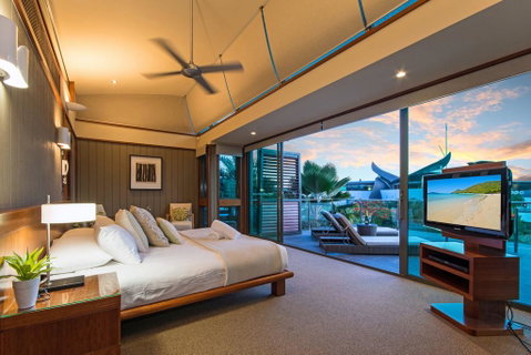 The Blue Marlin Yacht Club Villa 6 On Hamilton Island - Accommodation Fremantle 3