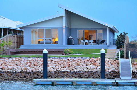 The Carnarvon Luxury Canal Home - Accommodation Fremantle 0