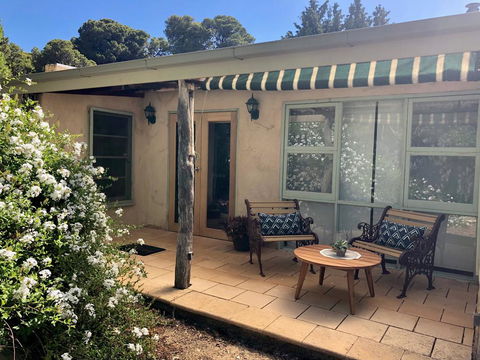 The Coach House - Accommodation Fremantle 0