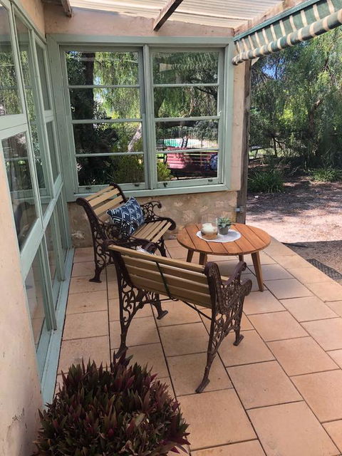 The Coach House - Accommodation Fremantle 3