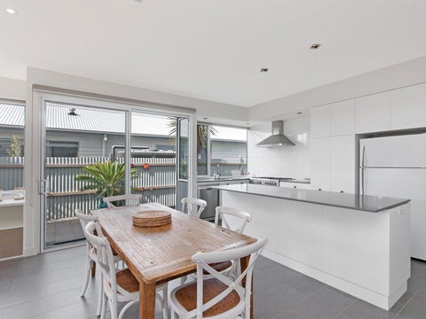 The Craic - Accommodation Fremantle 0