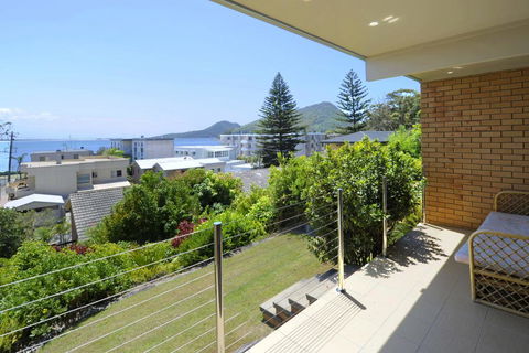 The Crest Unit 1 - Shoal Bay - Accommodation Fremantle 0