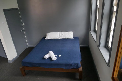 The Crown & Anchor Hotel - Accommodation Fremantle 2