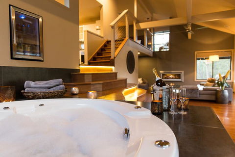 The Edge Villa - Accommodation Fremantle 0