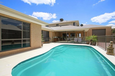 The Grand Holiday House - Accommodation Fremantle 0