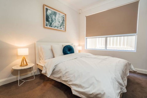 The Grand Oasis - Pool - Wifi - Mins From Beach - Accommodation Fremantle 1