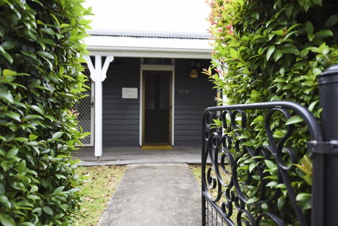 The Grey House - Accommodation Fremantle 2