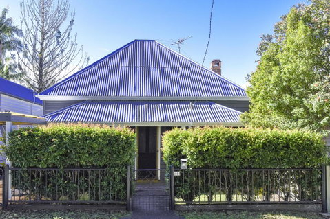 The Grey House - Accommodation Fremantle 0