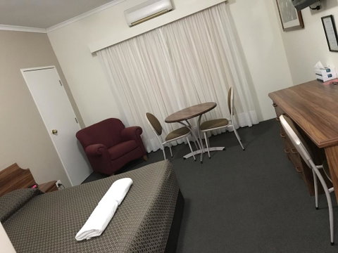The Kidman Wayside Inn - Accommodation Fremantle 1