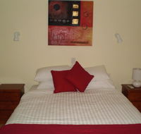 The Lakehouse Manor - Accommodation Fremantle