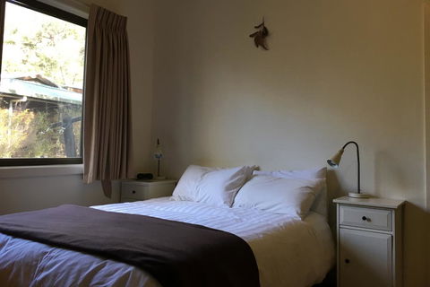 The Ledge Holiday House - Accommodation Fremantle 3