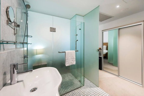 The Nest - Modern Room In Northbridge With Roof Terrace - Accommodation Fremantle 3