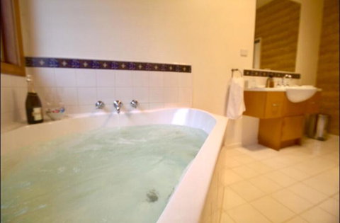 The Orchard Luxury Accommodation - Accommodation Fremantle 2