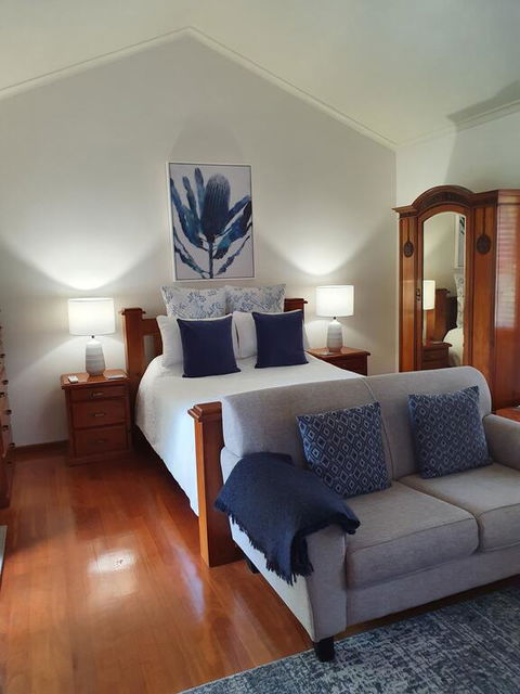 The Paddocks - Accommodation Fremantle 2