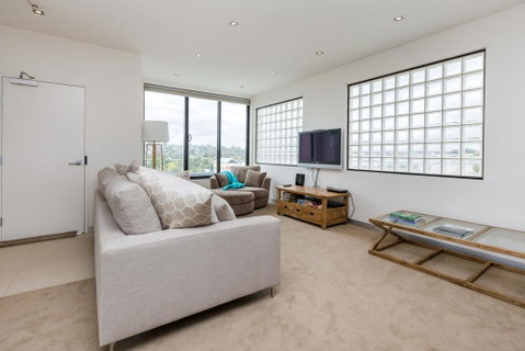 THE PENTHOUSE - MORNINGTON - Accommodation Fremantle 0