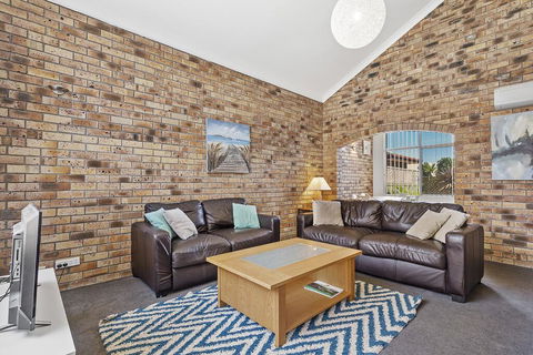 The Pines 5 - Accommodation Fremantle 2