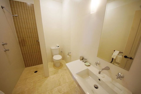 The Playhouse Hotel - Accommodation Fremantle 1