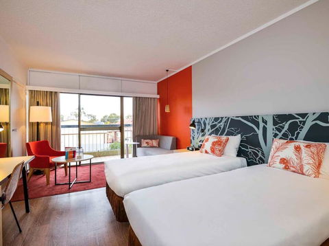 The Plaza Hotel Kalgoorlie - Accommodation Fremantle 3