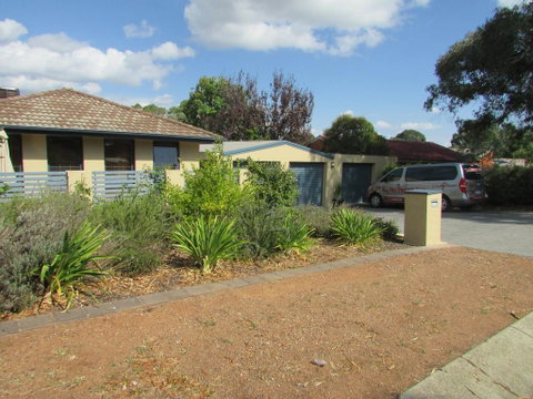 The Pommy Tree - Accommodation Fremantle 2