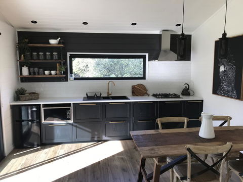 The Retreat - Accommodation Fremantle 2