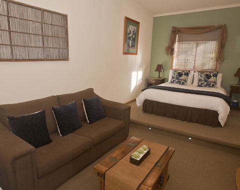 The Shingles Riverside Cottages - Accommodation Fremantle 3
