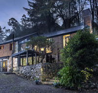 The Stone on the Hill - 3 bedroom house - Accommodation Fremantle