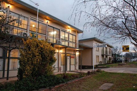 The Swiss Motel - Accommodation Fremantle 0