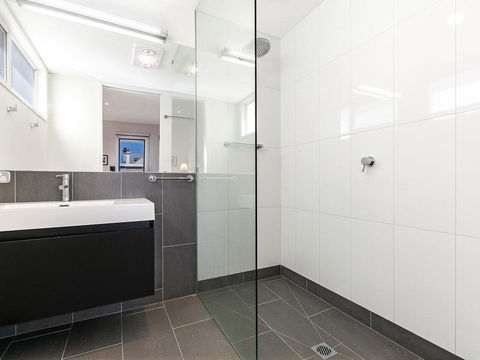 The Townhouse - Accommodation Fremantle 1