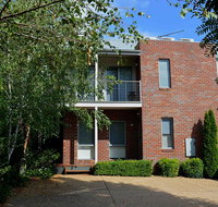 The Track - beautiful townhouse in Bright - Accommodation Fremantle