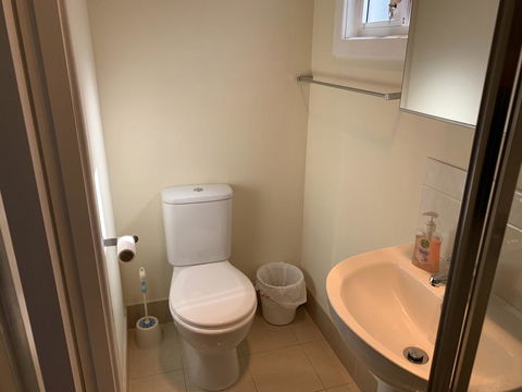 Thornleigh Garden View, Comfortable & Tranquil - Accommodation Fremantle 3